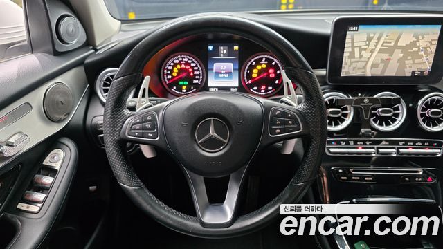 Mercedes-Benz GLC-Class GLC220 d 4MATIC