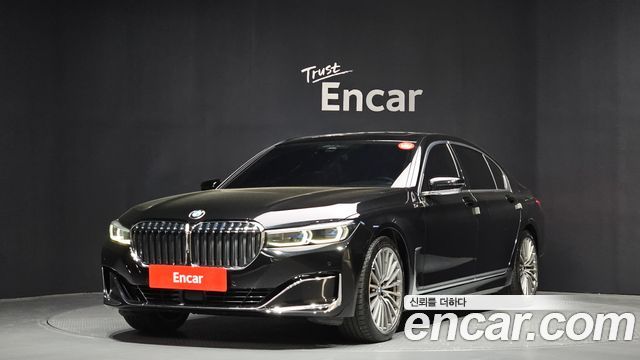 BMW 7-Series 740Li xDrive Design Pure Excellence