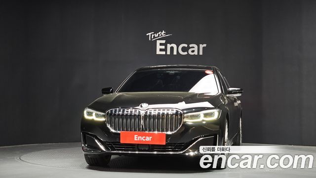 BMW 7-Series 740Li xDrive Design Pure Excellence