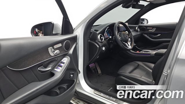 Mercedes-Benz GLC-Class GCL300 4MATIC Coupe