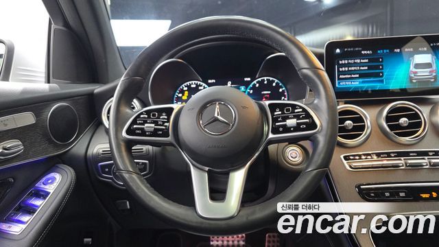 Mercedes-Benz GLC-Class GCL300 4MATIC Coupe