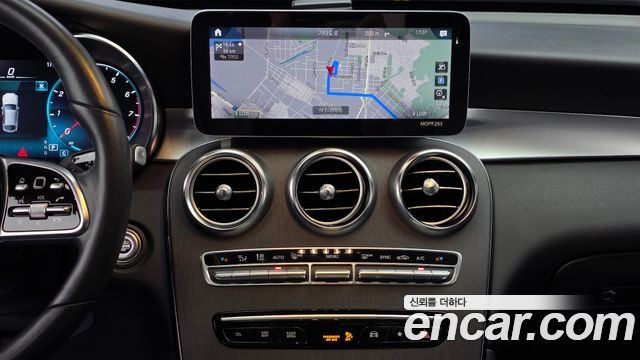 Mercedes-Benz GLC-Class GCL300 4MATIC Coupe