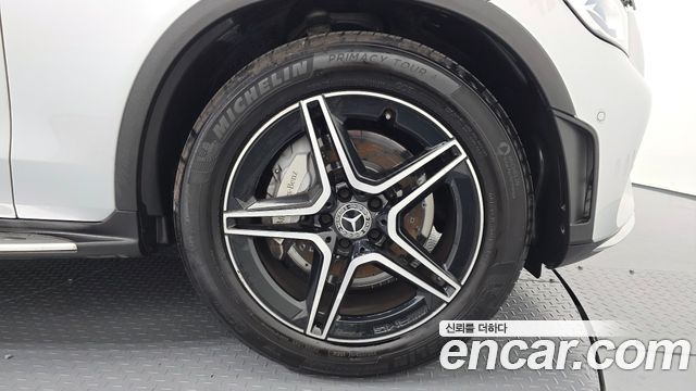 Mercedes-Benz GLC-Class GCL300 4MATIC Coupe