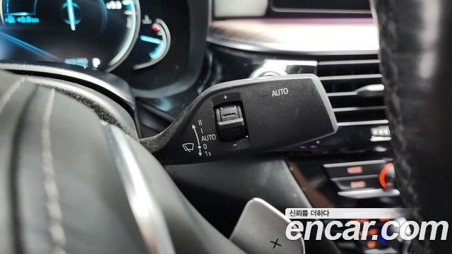 BMW 5-Series 530i xDrive M Sport Package Plus