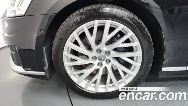 Audi A8 55 TFSI Quattro LWB