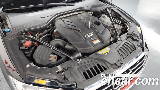 Audi A8 55 TFSI Quattro LWB