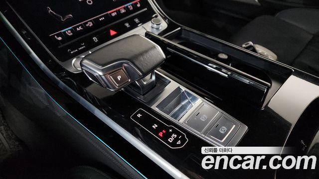 Audi A8 55 TFSI Quattro LWB