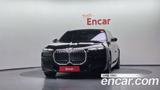 BMW 7-Series 740i xDrive M Sport