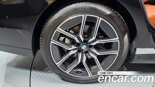 BMW 7-Series 740i xDrive M Sport