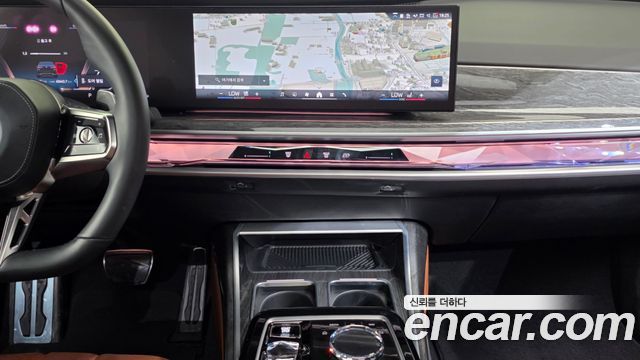 BMW 7-Series 740i xDrive M Sport