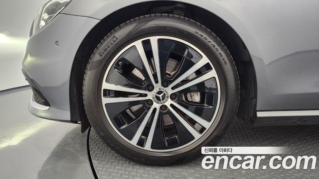 Mercedes-Benz E-Class E250 Avantgarde