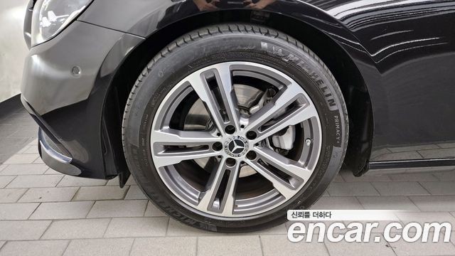 Mercedes-Benz E-Class E250 Avantgarde