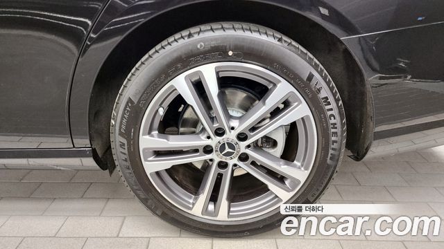 Mercedes-Benz E-Class E250 Avantgarde