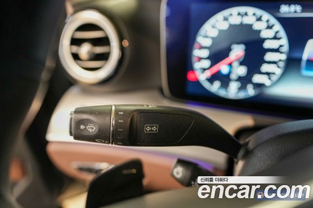 Mercedes-Benz E-Class E300 4MATIC AMG Line