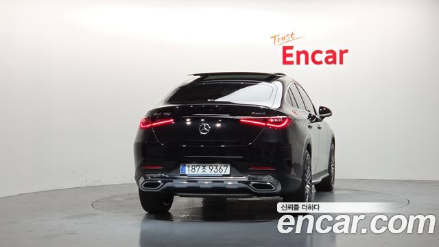 Mercedes-Benz GLC-Class GLC300 4MATIC Avnatgarde Coupe