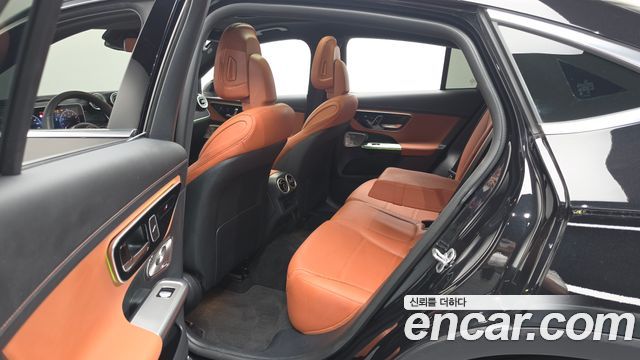 Mercedes-Benz GLC-Class GLC300 4MATIC Avnatgarde Coupe