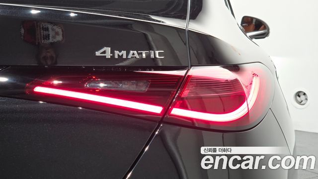 Mercedes-Benz GLC-Class GLC300 4MATIC Avnatgarde Coupe