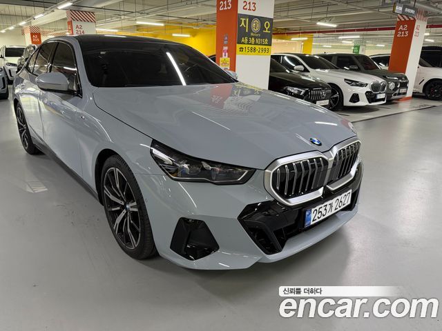 BMW 5-Series 530i xDrive M Sport