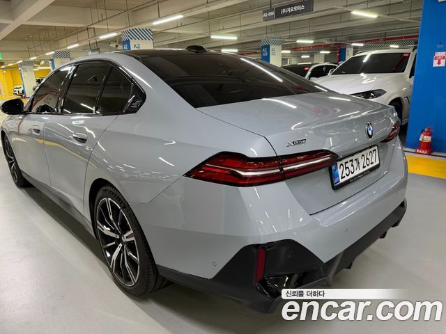 BMW 5-Series 530i xDrive M Sport