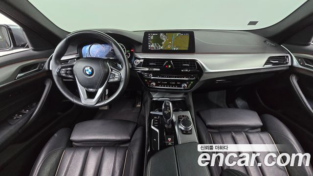 BMW 5-Series 520d M Sport package
