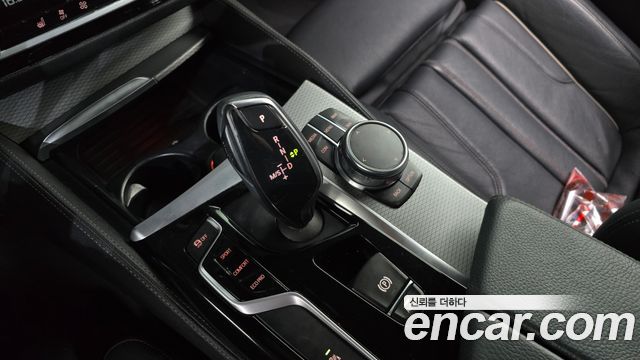 BMW 5-Series 520d M Sport package