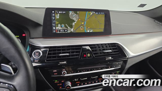 BMW 5-Series 520d M Sport package