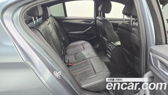 BMW 5-Series 520d M Sport package