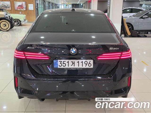 BMW 5-Series 530i xDrive M Sport