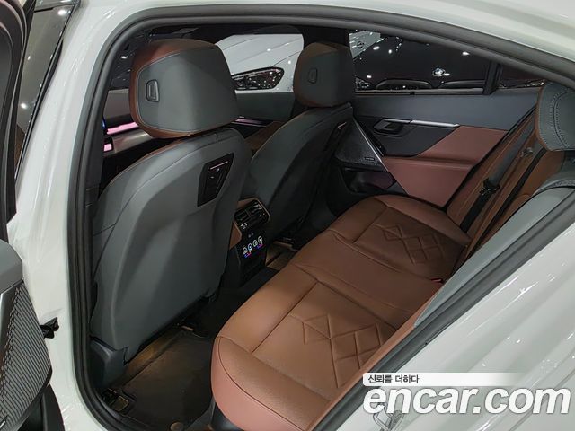 BMW 5-Series 530i xDrive M Sport