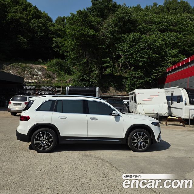 Mercedes-Benz EQB EQB300 4MATIC AMG Line