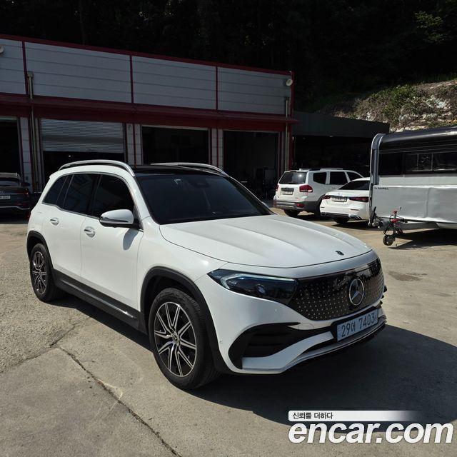 Mercedes-Benz EQB EQB300 4MATIC AMG Line
