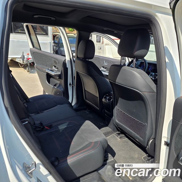 Mercedes-Benz EQB EQB300 4MATIC AMG Line