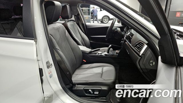 BMW 3-Series 320d