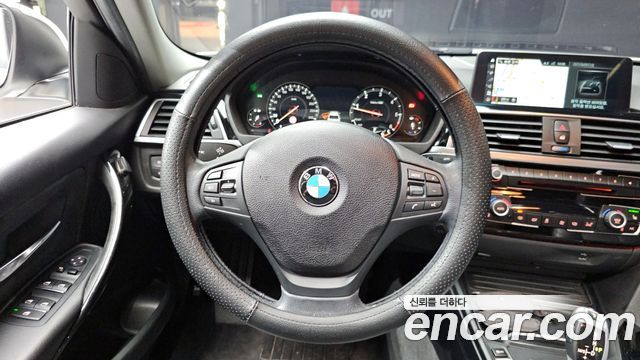 BMW 3-Series 320d