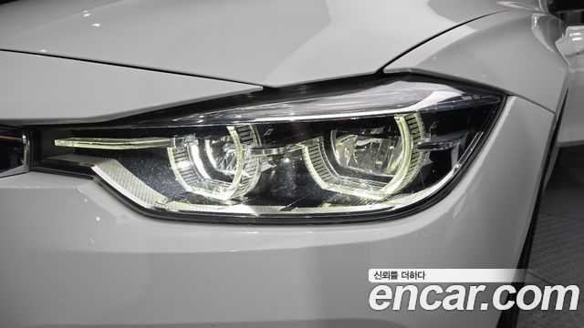 BMW 3-Series 320d