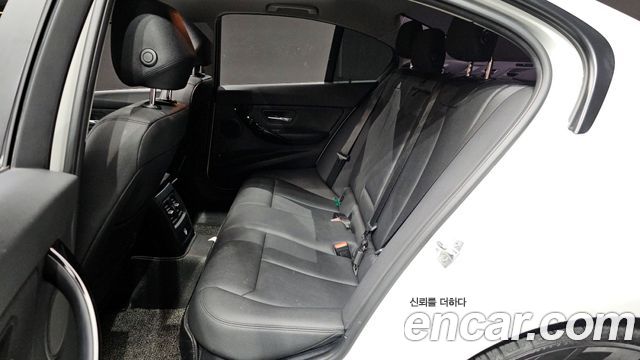 BMW 3-Series 320d
