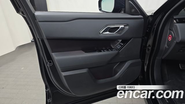 Land Rover Range Rover Velar 2.0 P250 Dynamic SE
