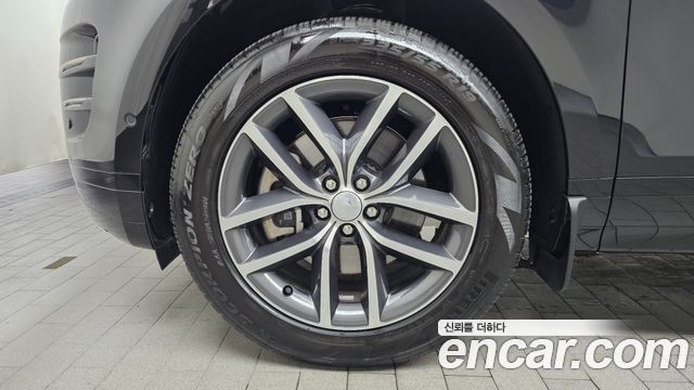 Land Rover Range Rover Evoque P250 Dynamic SE