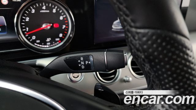 Mercedes-Benz E-Class E200 Avantgarde