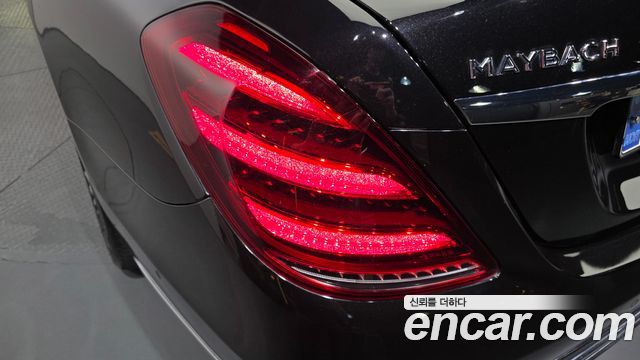 Mercedes-Benz S-Class Maybach S560 4MATIC