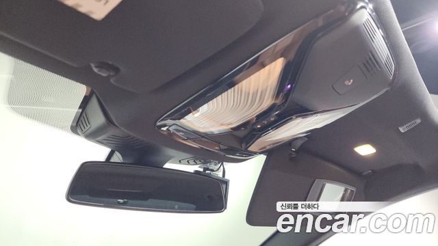 BMW 5-Series 520d M Sport package