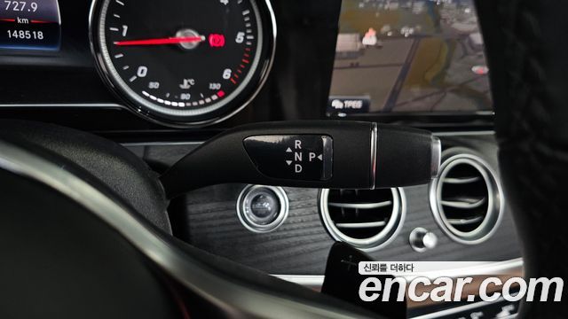 Mercedes-Benz E-Class E220d Avantgarde