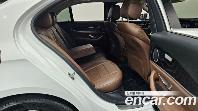 Mercedes-Benz E-Class E220d Avantgarde