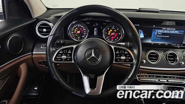 Mercedes-Benz E-Class E220d Avantgarde