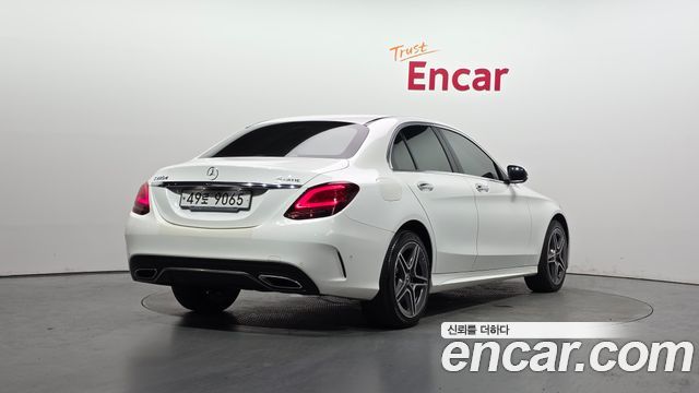 Mercedes-Benz C-Class C220 d 4MATIC AMG Line