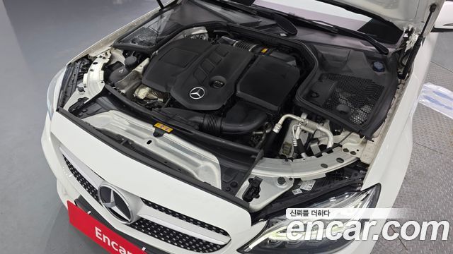 Mercedes-Benz C-Class C220 d 4MATIC AMG Line