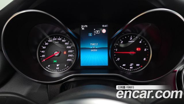 Mercedes-Benz C-Class C220 d 4MATIC AMG Line