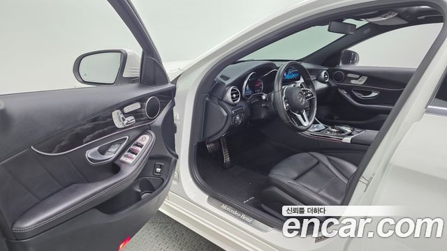 Mercedes-Benz C-Class C220 d 4MATIC AMG Line
