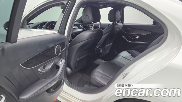 Mercedes-Benz C-Class C220 d 4MATIC AMG Line
