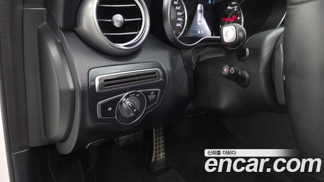 Mercedes-Benz C-Class C220 d 4MATIC AMG Line